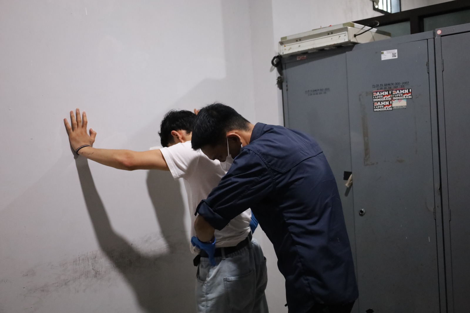 RUMAH DETENSI IMIGRASI MAKASSAR TERIMA TIGA WNA ASAL AFGHANISTAN YANG OVERSTAY