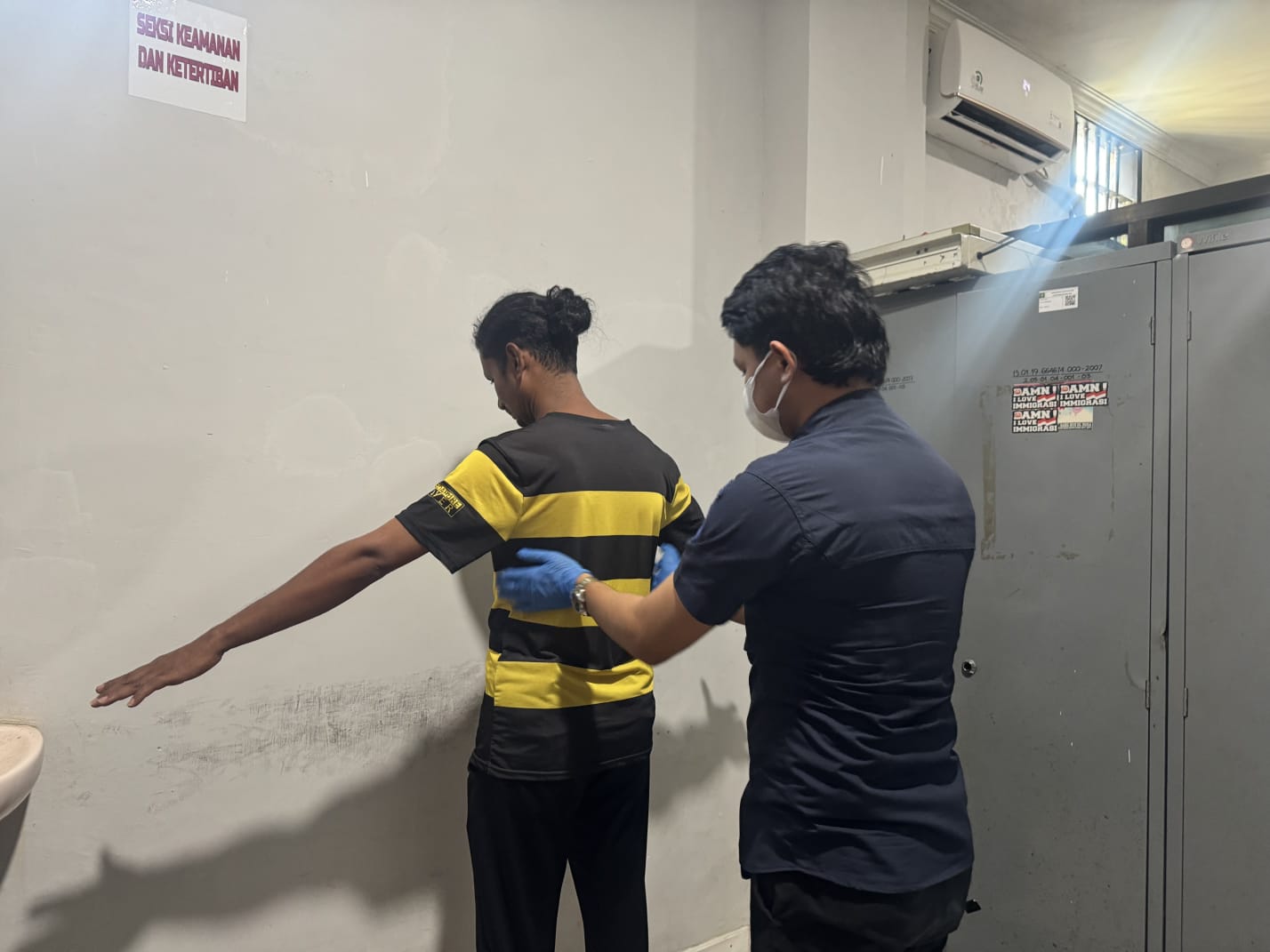 Masuk Secara Ilegal, Seorang WNA Asal Myanmar Berstatus Pengungsi UNHCR Malaysia Didetensi di Rudenim Makassar
