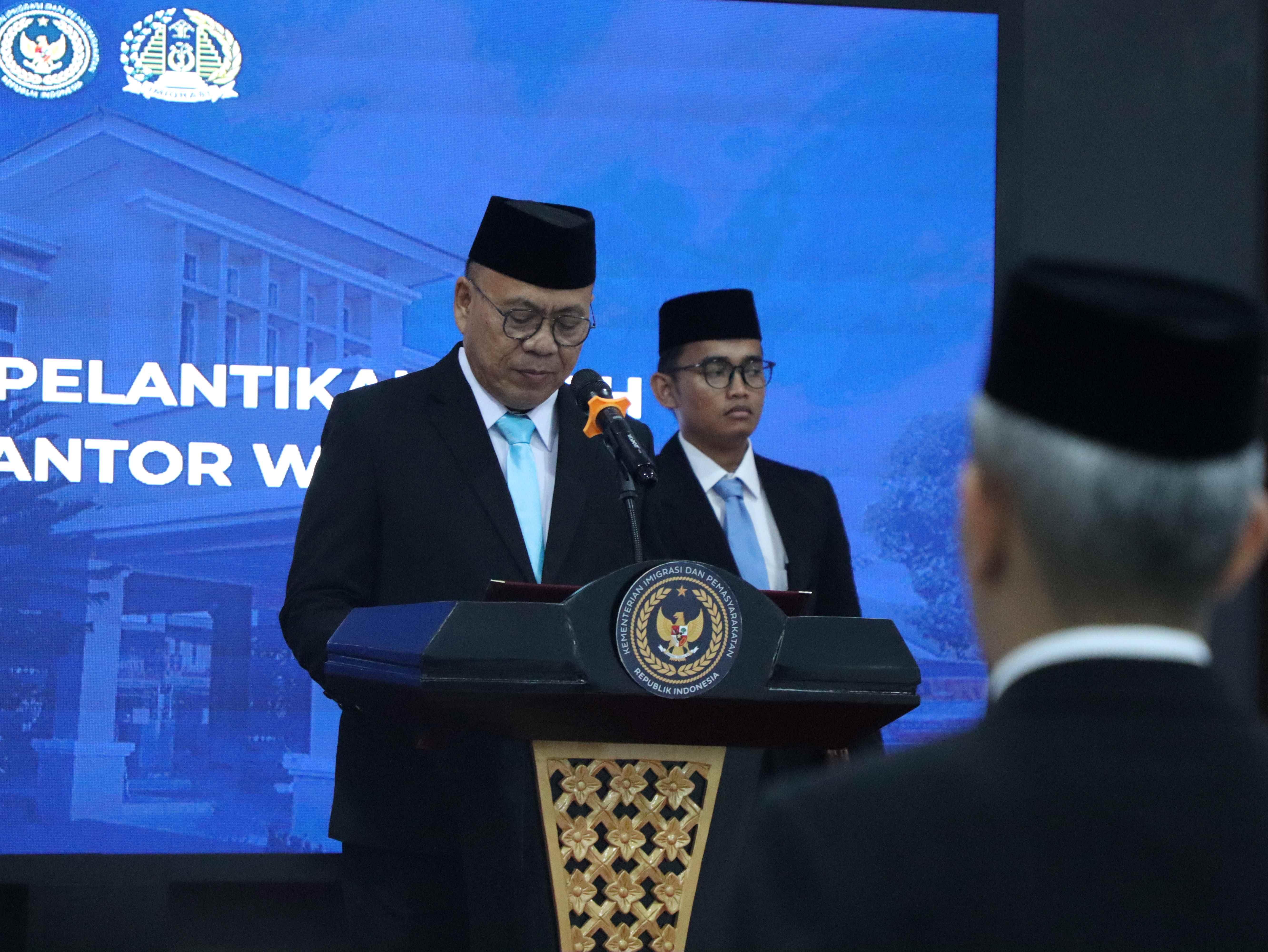 Kakanwil Ditjenim Sulsel Lantik 31 Pejabat Administrator di Kota Cinta Pare-Pare