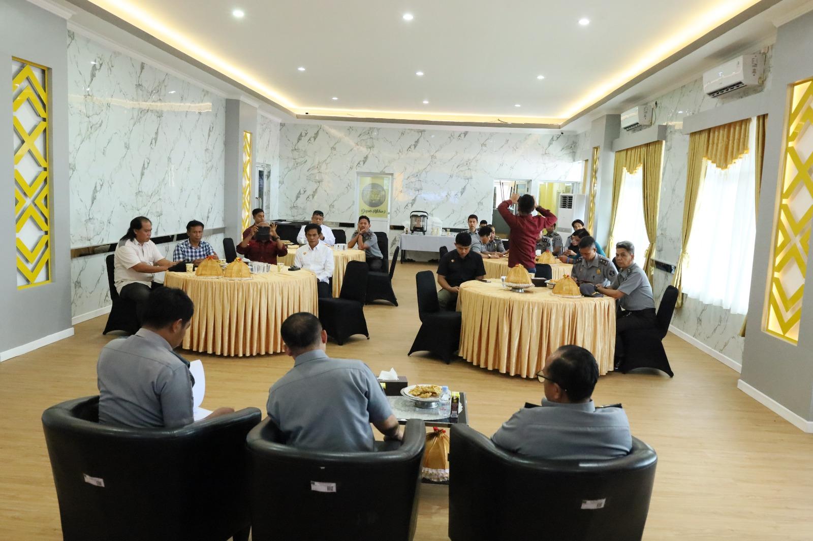 Rudenim Makassar Gelar Rapat Koordinasi Penguatan Fungsi Pengawasan dalam Proses Pendeportasian